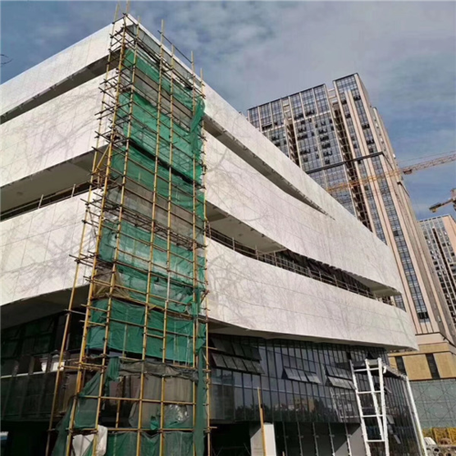 翰呜桐辰 不规则冲孔铝板山水画背景墙，重新定义空间艺术